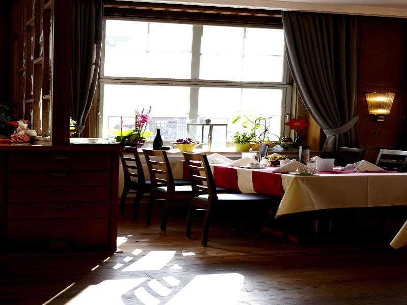 Hotel Hirsch image