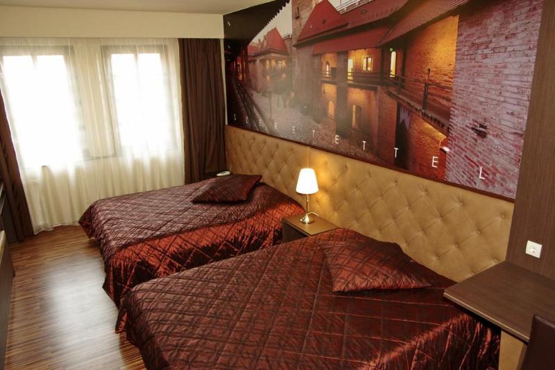 Hotel Corvin image