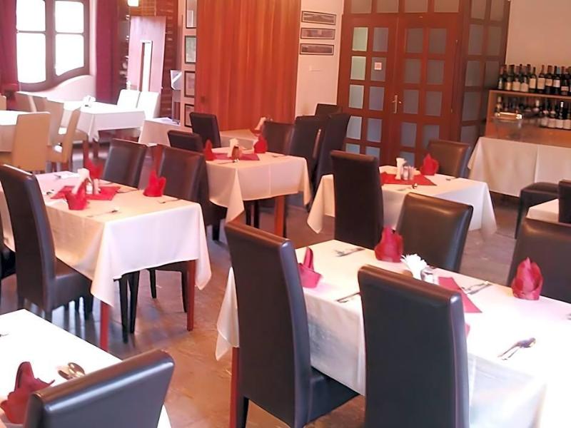 Hotel Corvin image