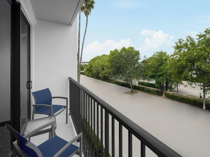 Courtyard Fort Lauderdale East/Lauderdale-by-the-S image