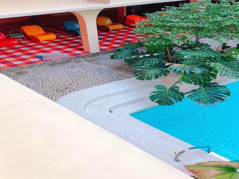 Miami Hotel Sukhumvit Bangkok image