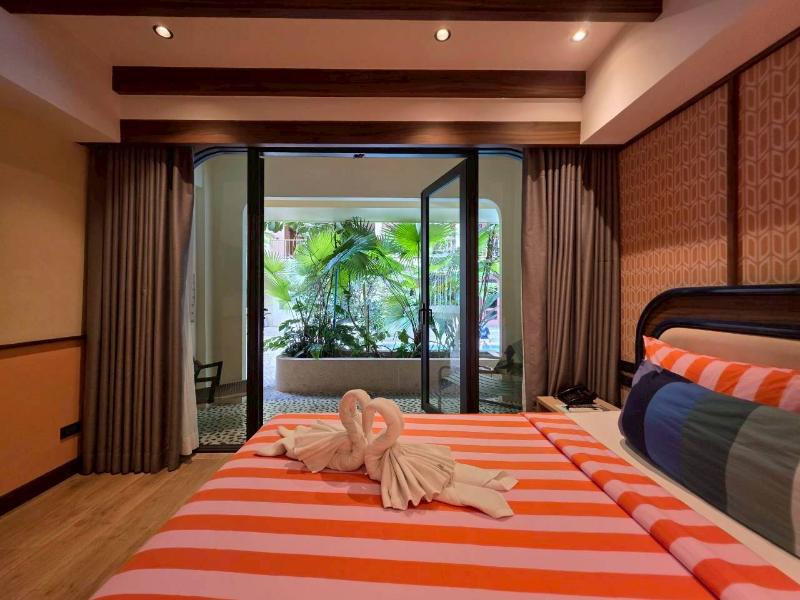 Miami Hotel Sukhumvit Bangkok image