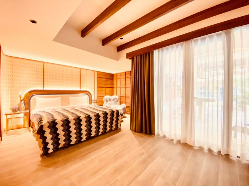 Miami Hotel Sukhumvit Bangkok image