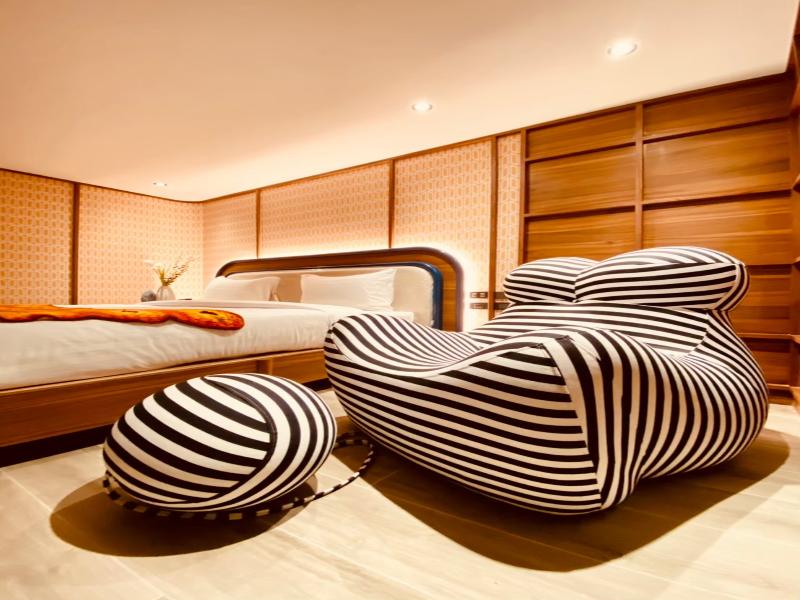Miami Hotel Sukhumvit Bangkok image