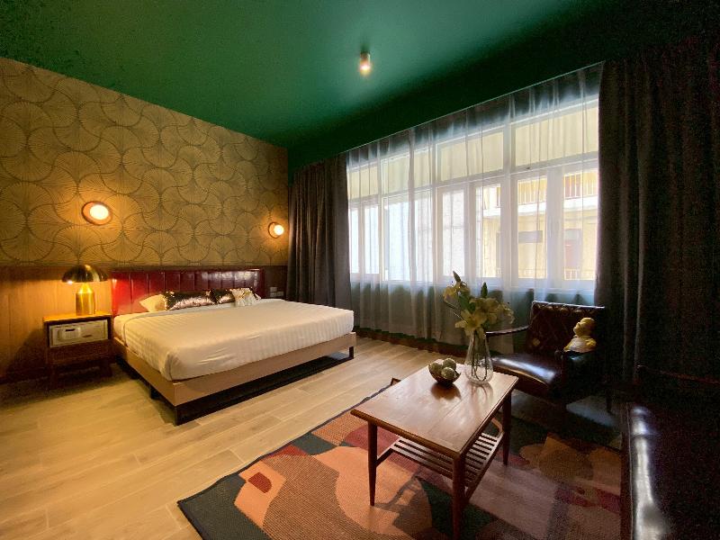 Miami Hotel Sukhumvit Bangkok image