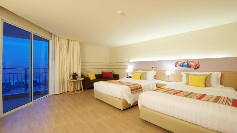 Pattaya Sea View Hotel