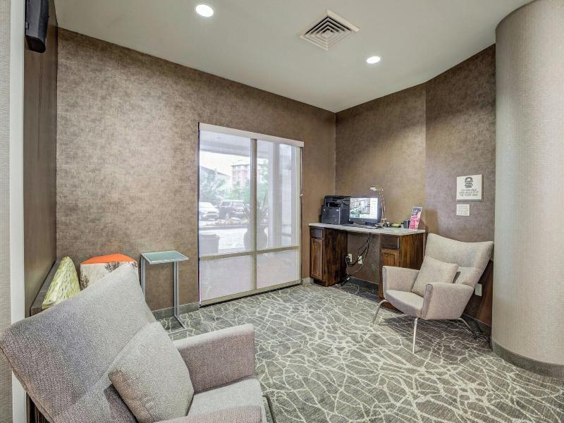 Springhill Suites Gainesville image