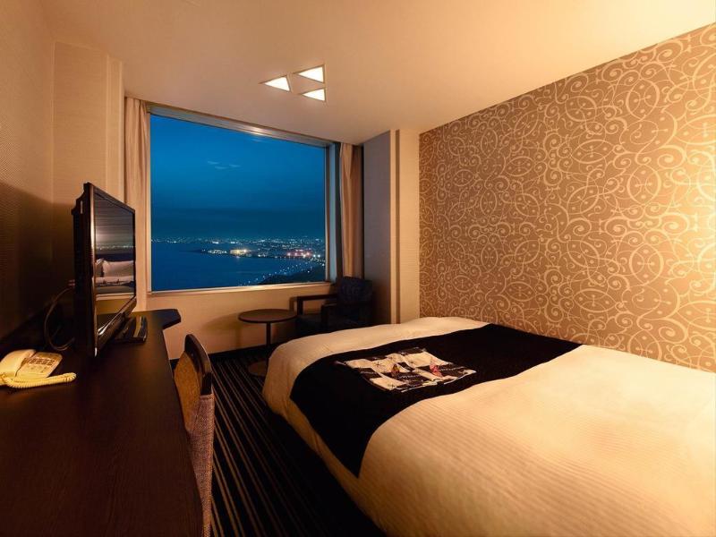 APA Hotel Tokyo Bay Makuhari image