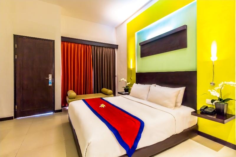 Ozz Hotel Kuta image