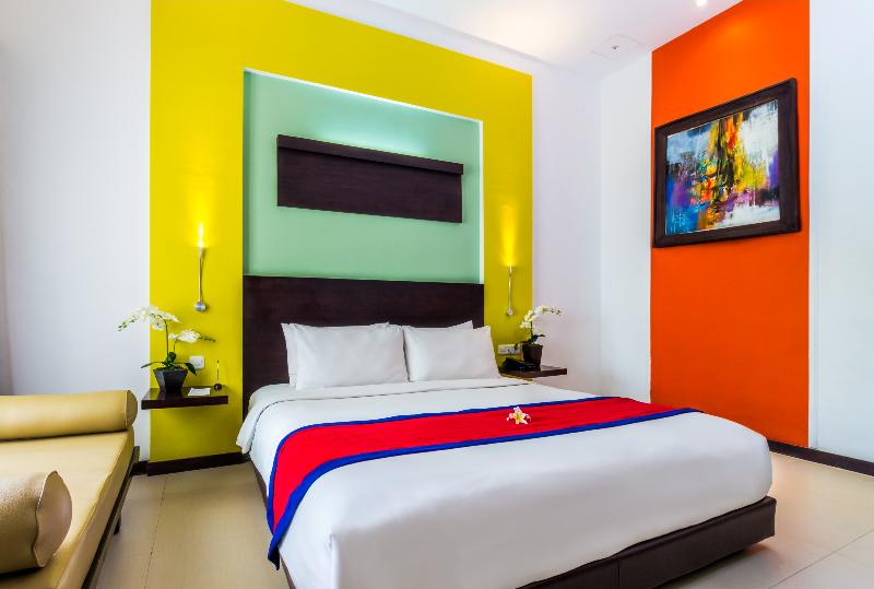 Ozz Hotel Kuta image