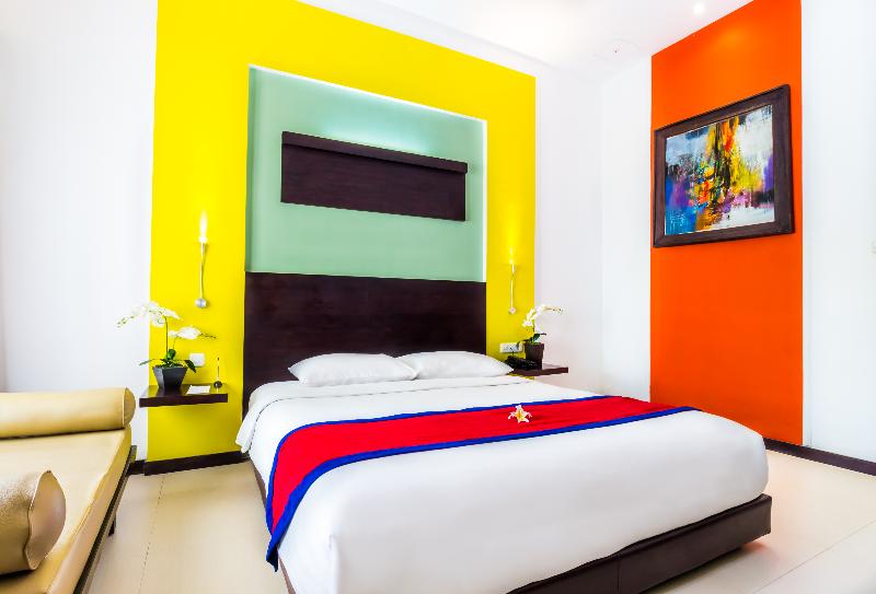 Ozz Hotel Kuta image