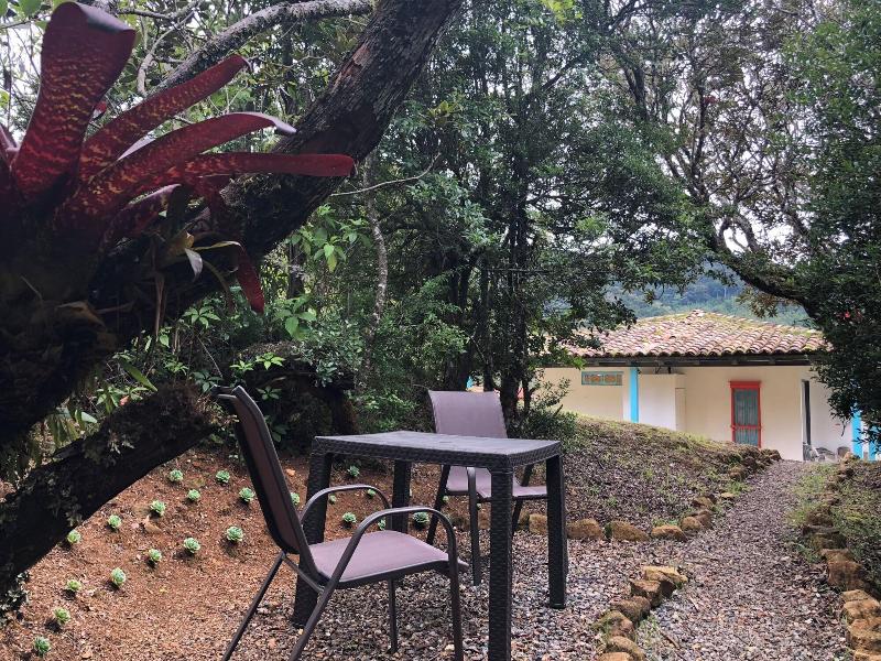 Dantica Cloud Forest Lodge image