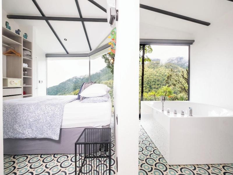 Dantica Cloud Forest Lodge image