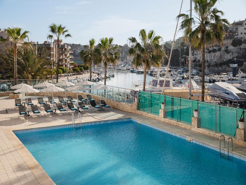 Portodrach Aparthotel & Suites image