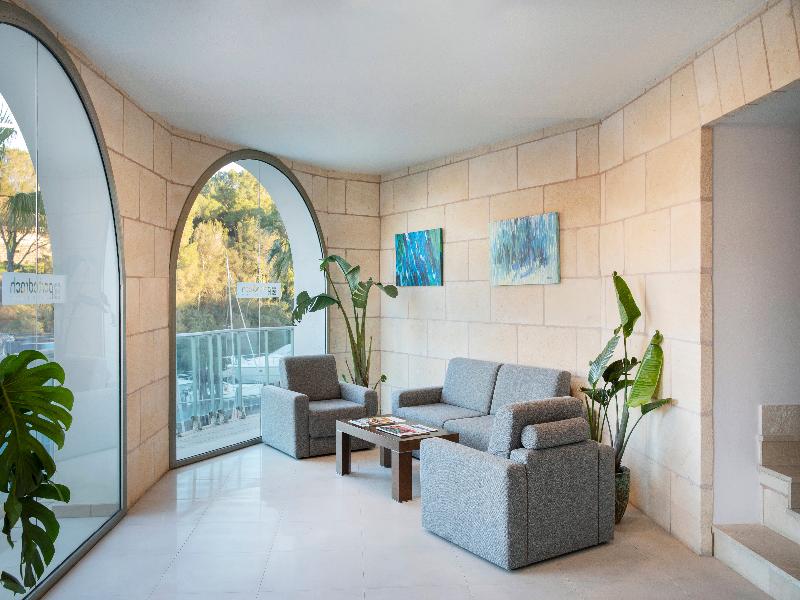 Portodrach Aparthotel & Suites image