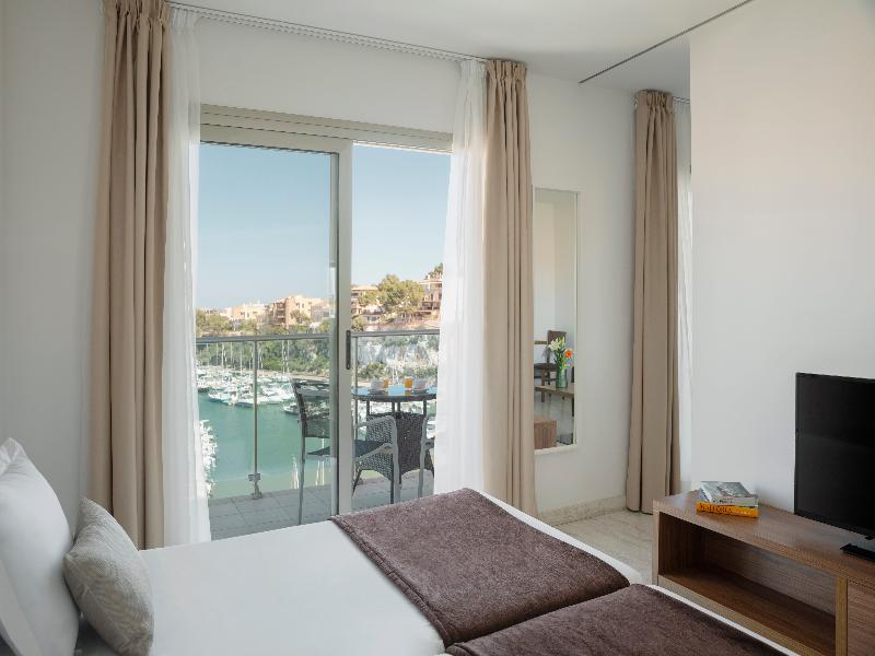 Portodrach Aparthotel & Suites image