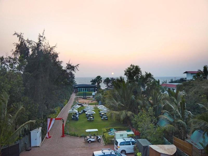 Fahrenheit Hotel image
