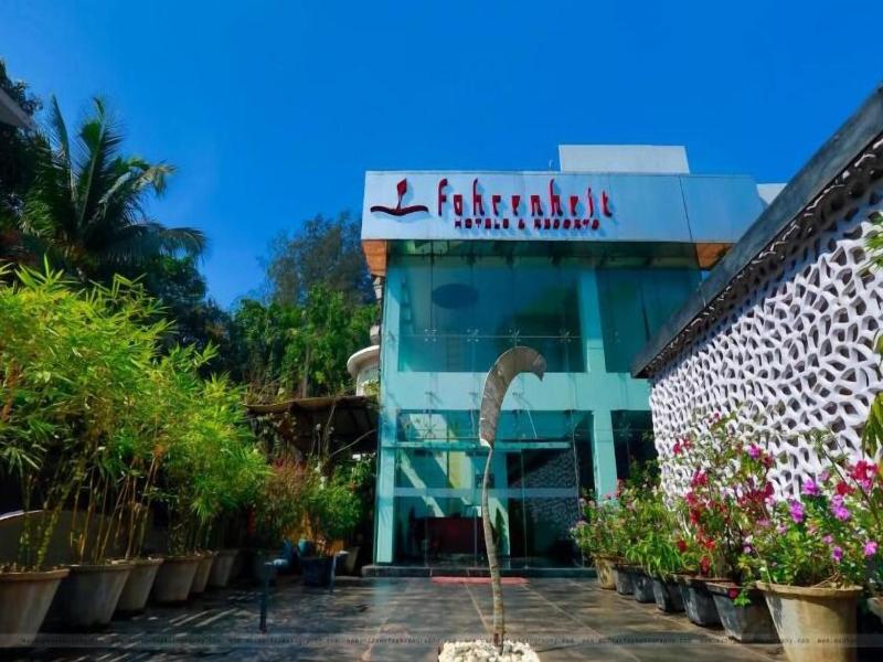 Fahrenheit Hotel image