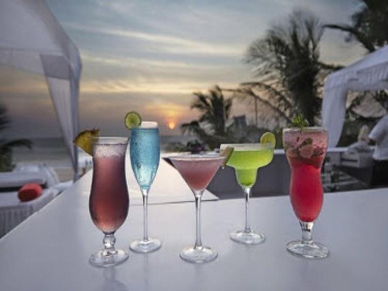 Fahrenheit Hotel image
