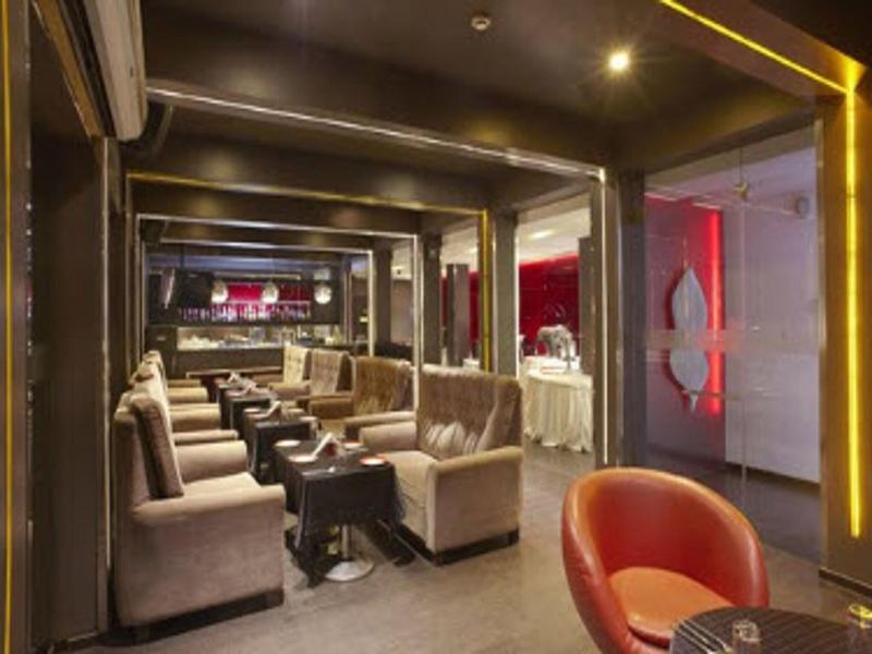 Fahrenheit Hotel image
