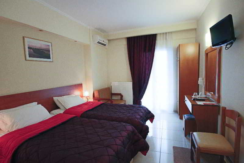 Alexiou hotel 3 *