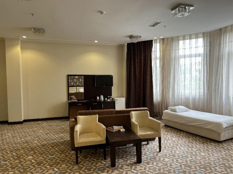 Aysberq Hotel image