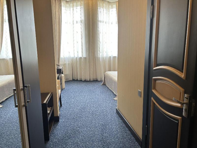 Aysberq Hotel image