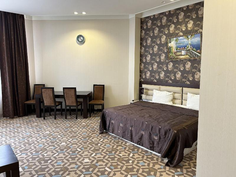 Aysberq Hotel image