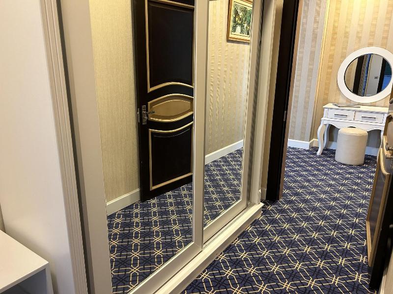 Aysberq Hotel image