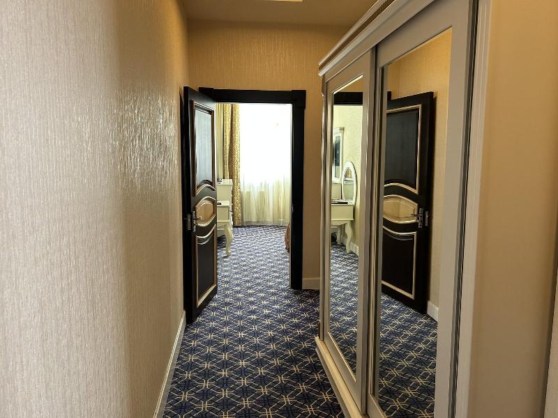 Aysberq Hotel image