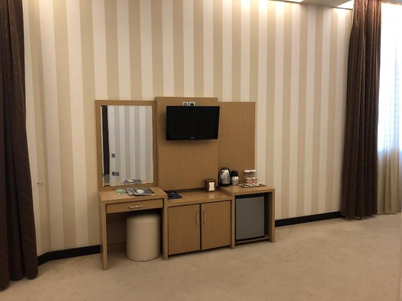 Aysberq Hotel image