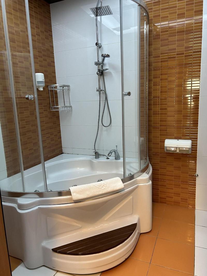 Aysberq Hotel image