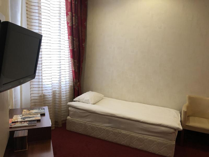 Aysberq Hotel image
