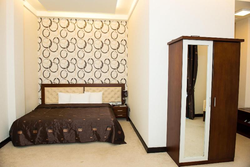 Aysberq Hotel image