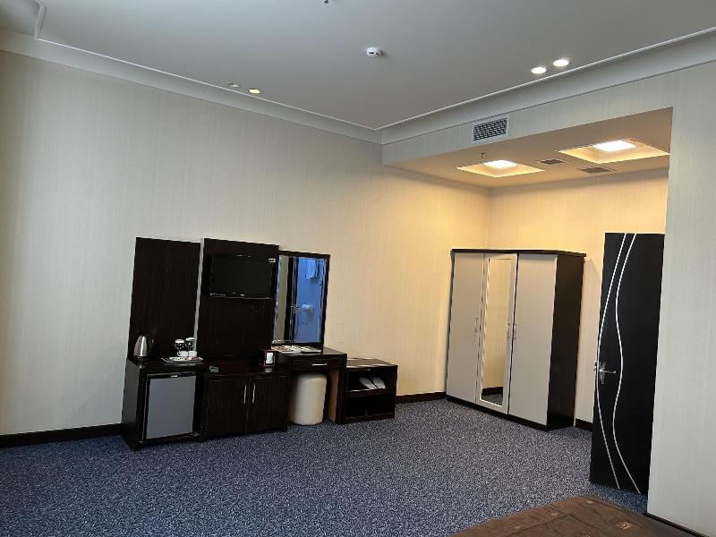 Aysberq Hotel image