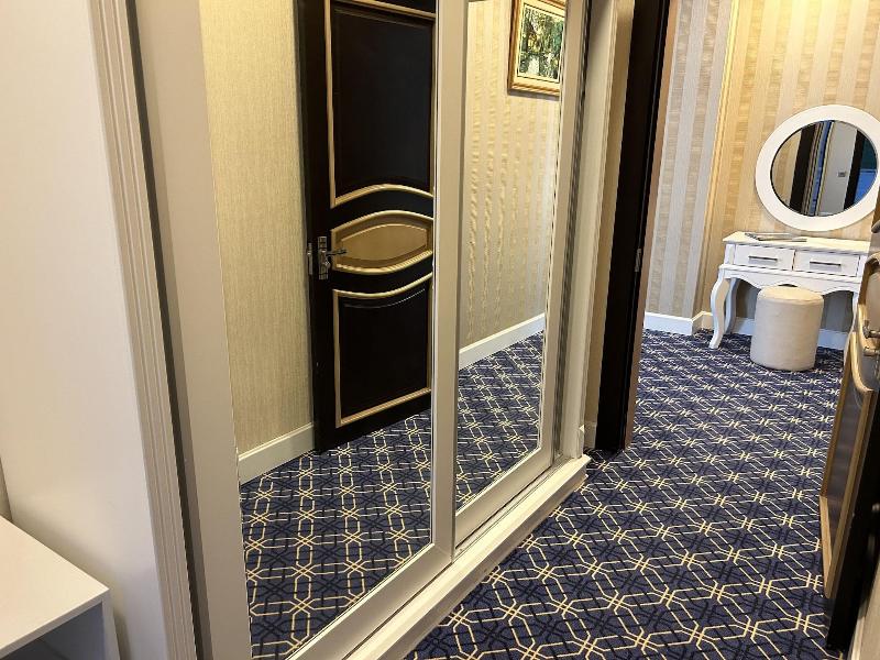 Aysberq Hotel image