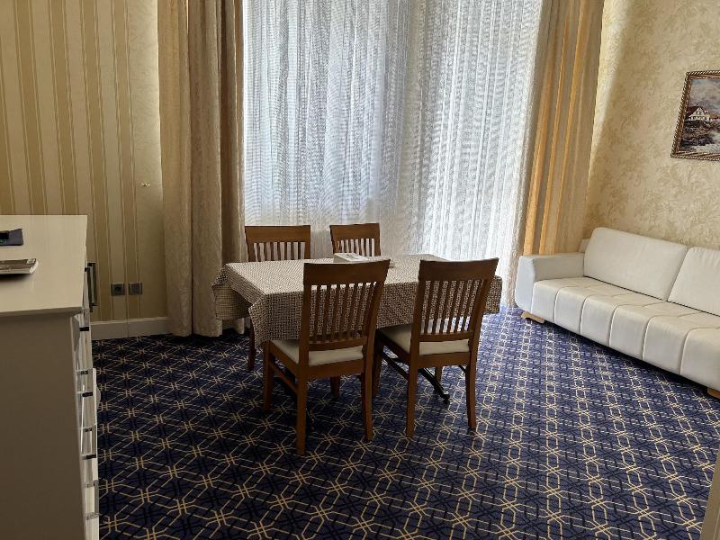 Aysberq Hotel image