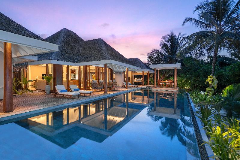 Anantara Kihavah Villas image