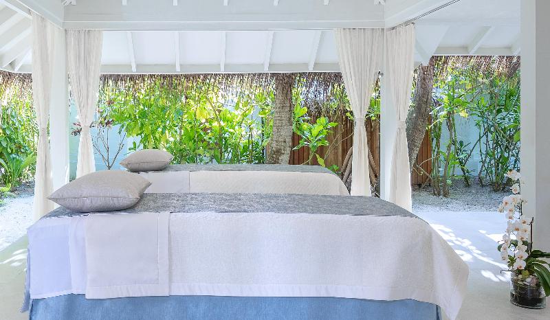 Anantara Kihavah Villas image