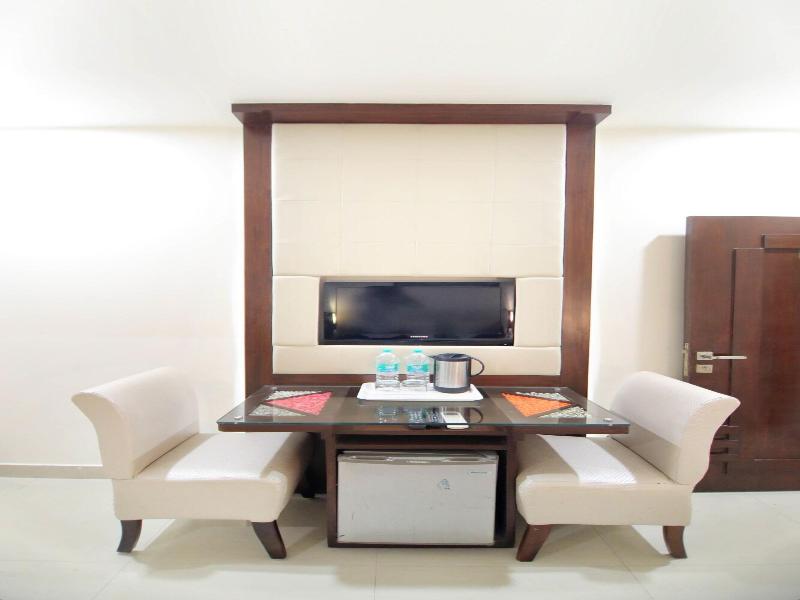 Hotel Taj Inn image