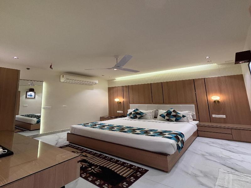 Hotel Taj Inn image