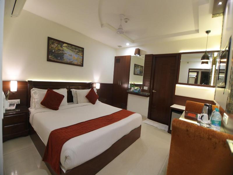 Hotel Taj Inn image