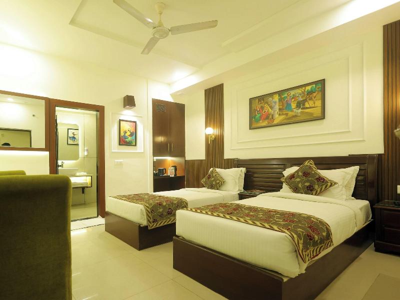 Hotel Taj Inn image