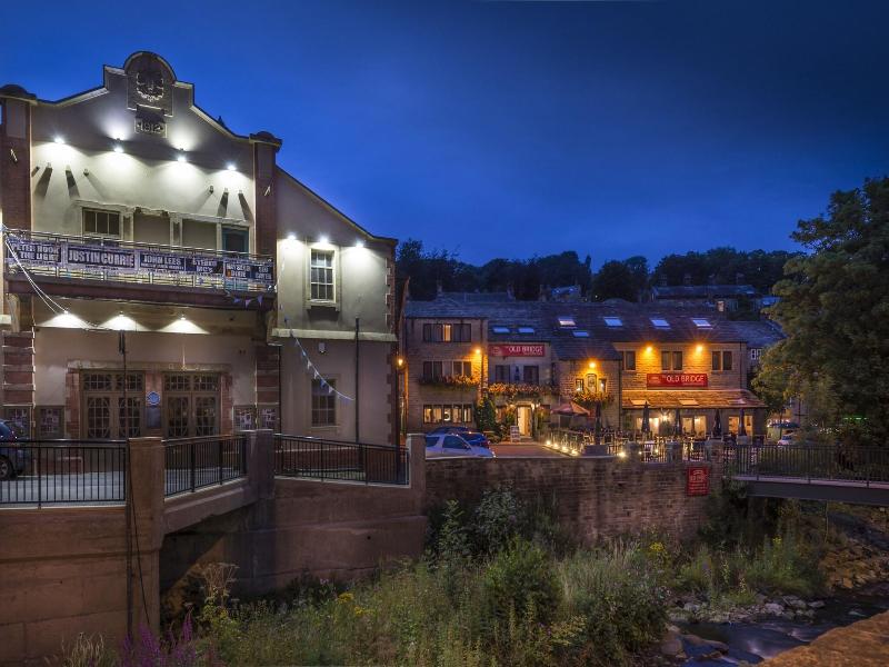 Old Bridge Hotel image