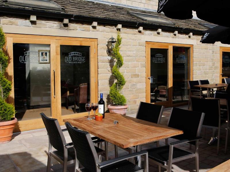 Old Bridge Hotel image
