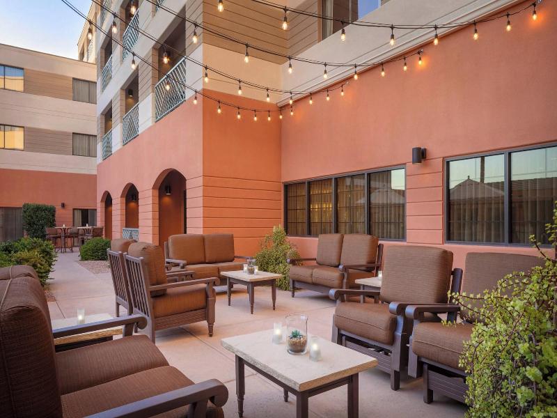 Courtyard Scottsdale Old Town image