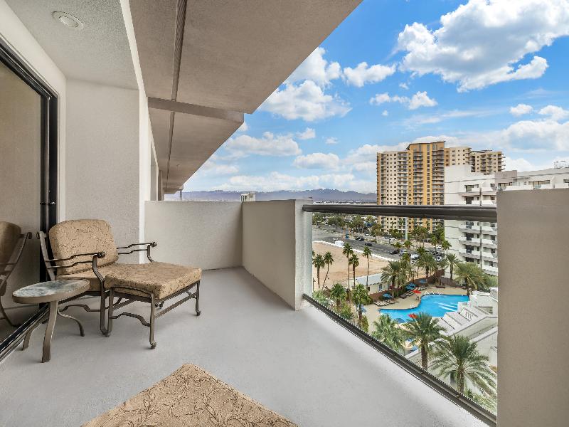 Hilton Vacation Club Cancun Resort Las Vegas image