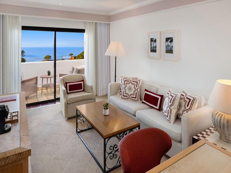 Pine Cliffs Resort image