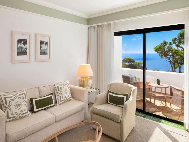 Pine Cliffs Resort image