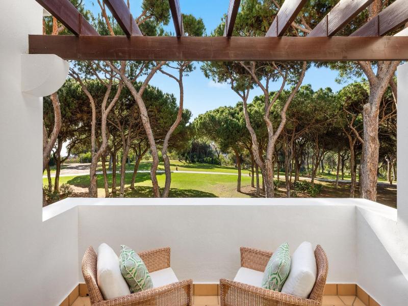 Pine Cliffs Resort image